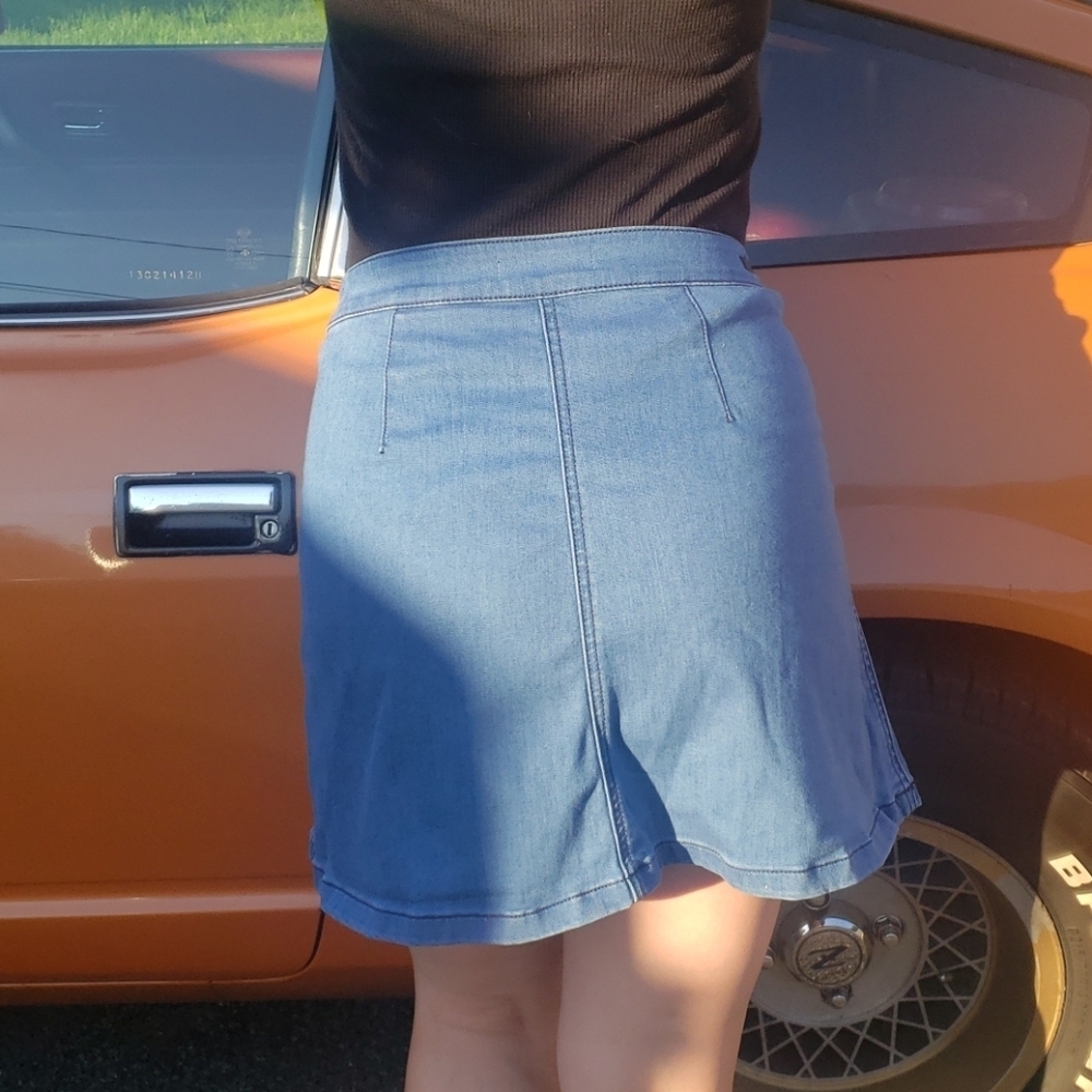 Guess skirt - Picture 3 of 4